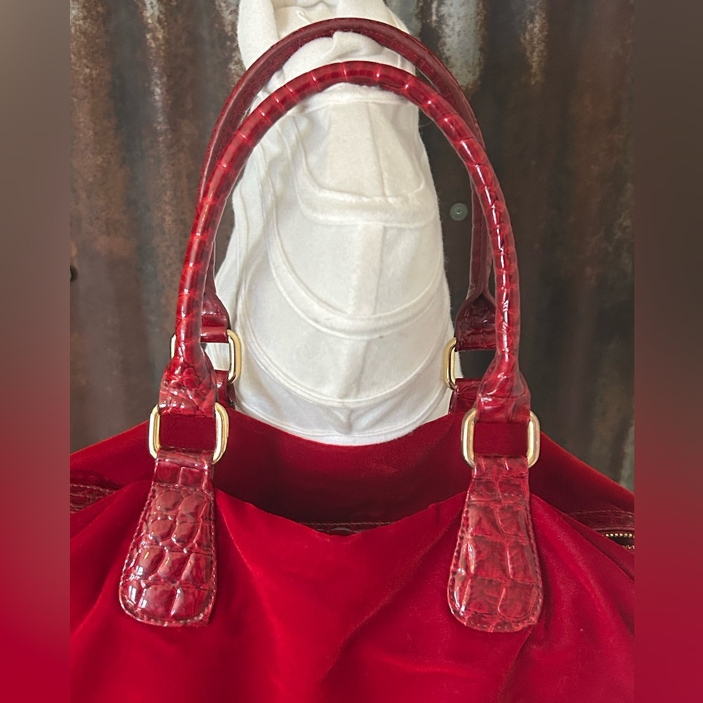 Bath & Body Works Red Velvet Croc Trim Handbag purse Tote - Picture 3 of 6